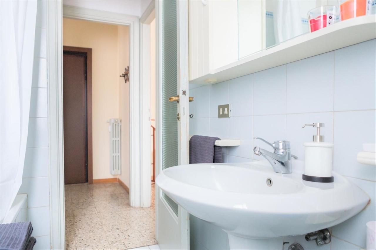 Apartament A Pochi Passi Dal Centro E Dall'Ospedale Di Parma Zewnętrze zdjęcie