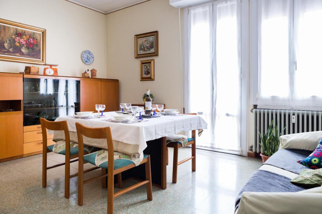 Apartament A Pochi Passi Dal Centro E Dall'Ospedale Di Parma Zewnętrze zdjęcie